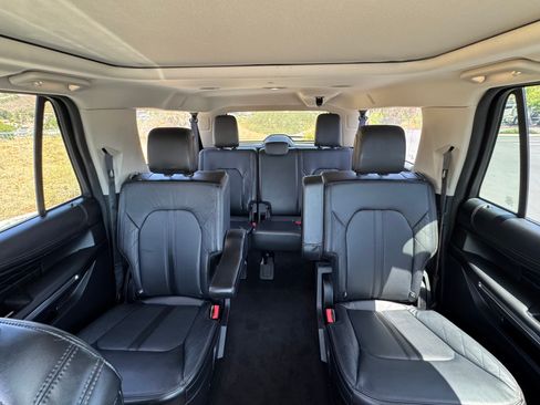 Used 2020 Ford Expedition Max 4WD Platinum image 19