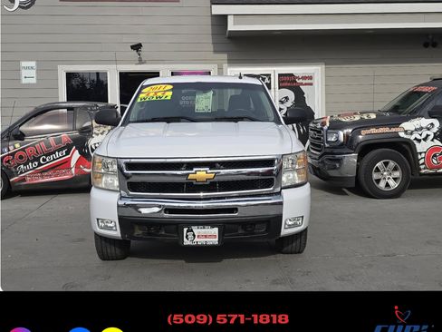 Used 2011 Chevrolet Silverado 1500 LT image 2