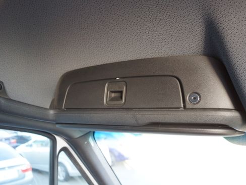 Used 2019 Mercedes-Benz Sprinter image 13