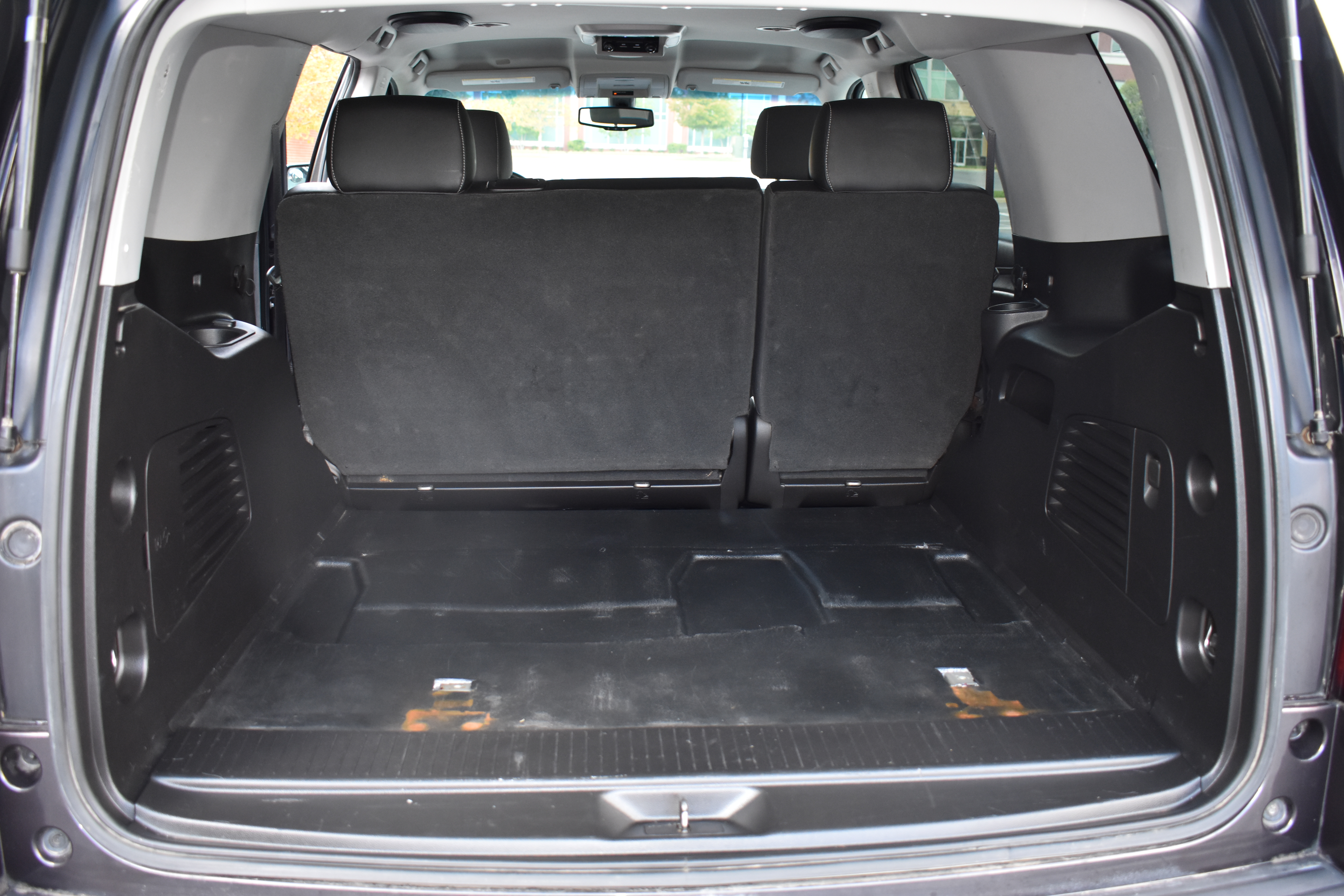 Used 2018 Chevrolet Tahoe 4WD image 43
