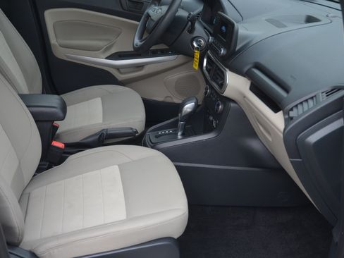 Used 2019 Ford EcoSport S image 11