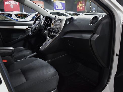 Used 2009 Toyota Matrix S image 21