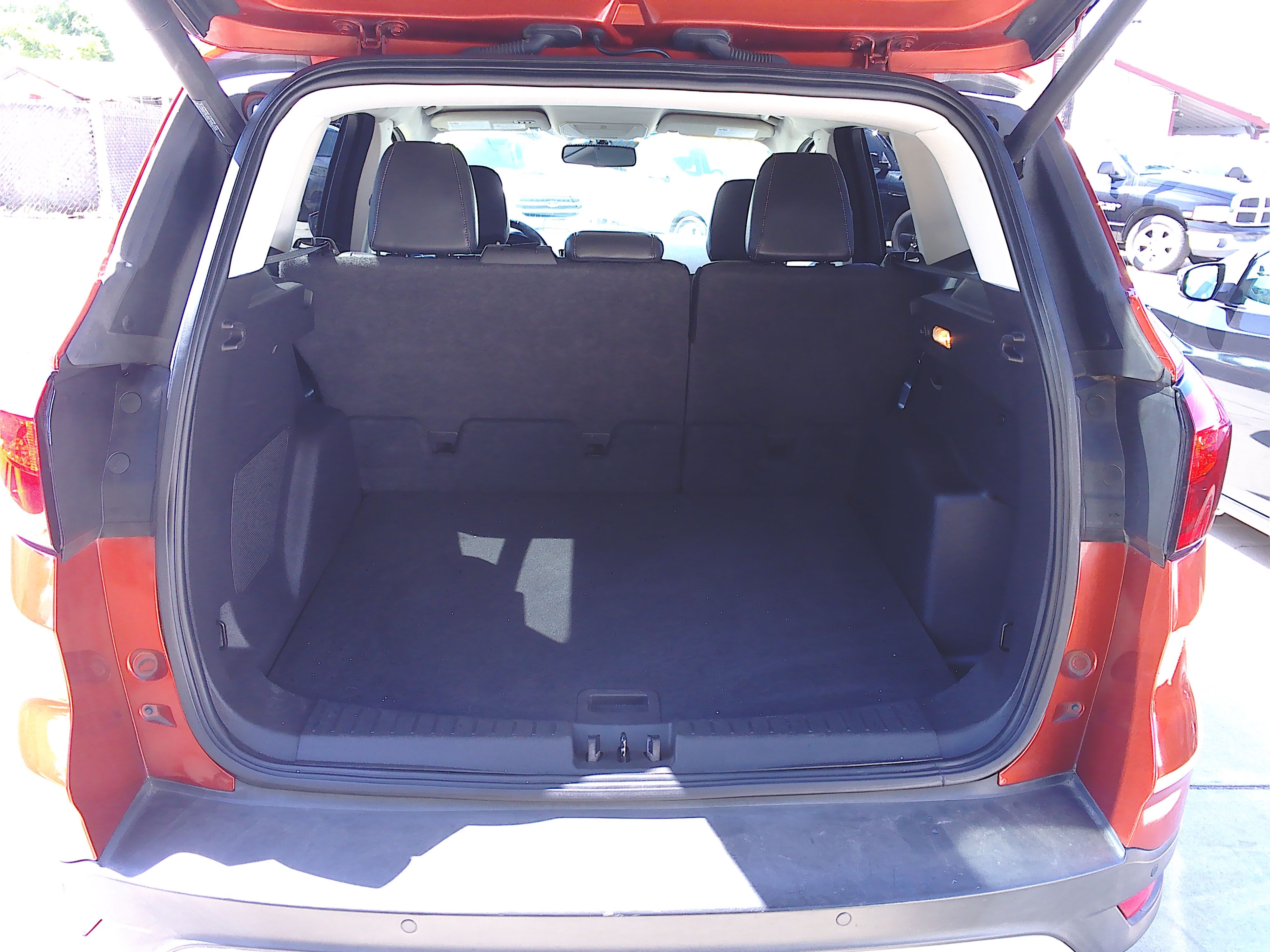 Used 2019 Ford Escape 4WD Titanium image 13