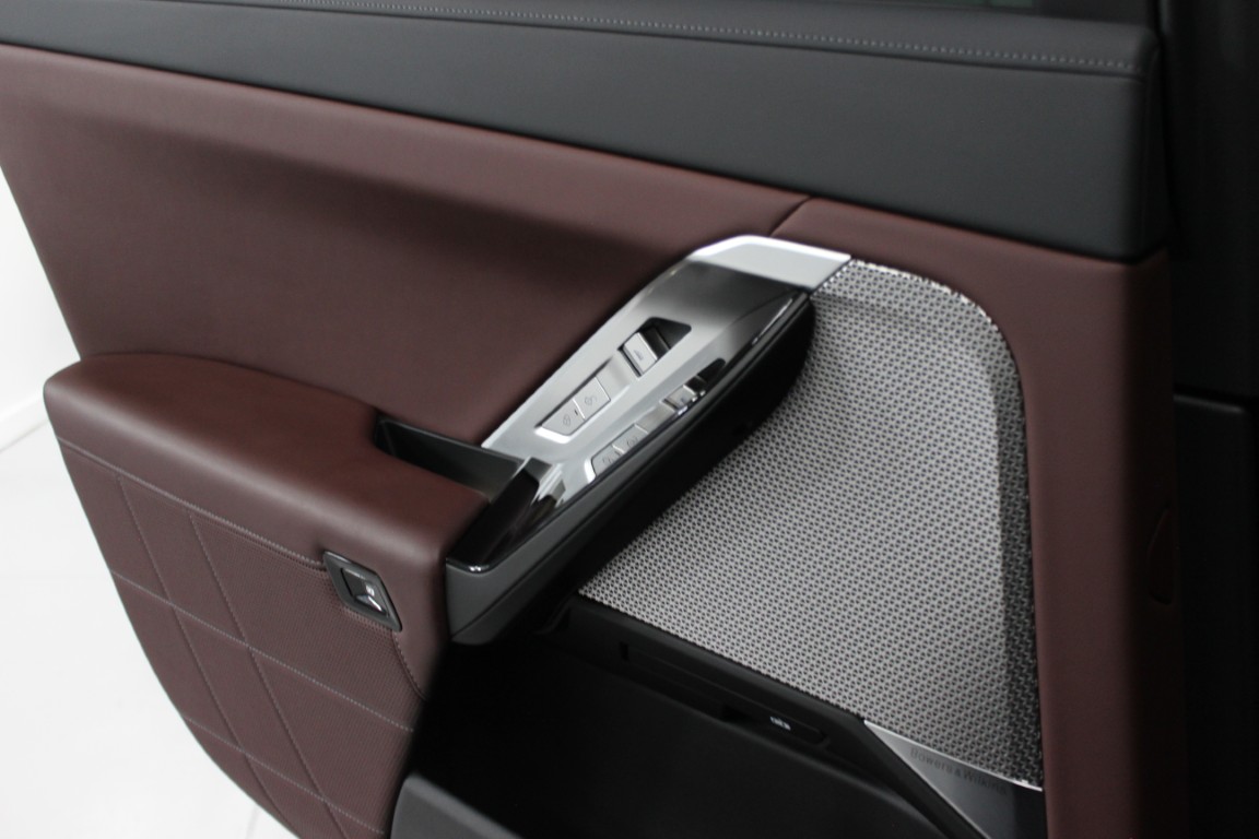 Used 2024 BMW i7 eDrive50 RWD image 57