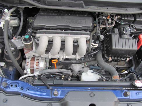 Used 2013 Honda Fit Sport image 16