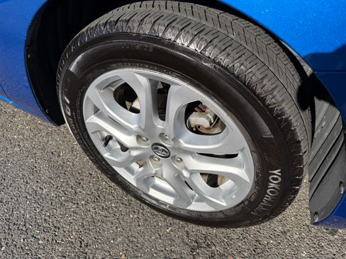 Used 2017 Toyota Yaris iA image 24