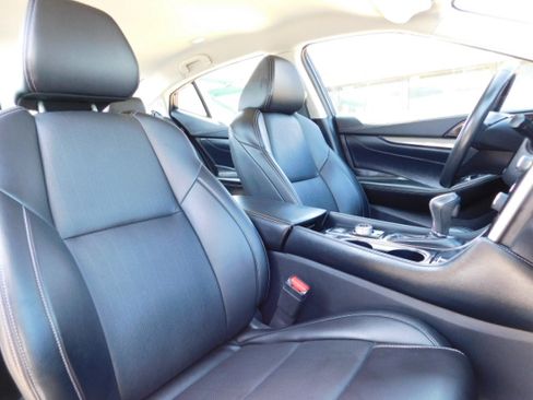 Used 2023 Nissan Maxima SV FWD image 20