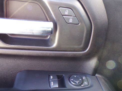 Used 2023 Chevrolet Silverado 2500 LT image 10