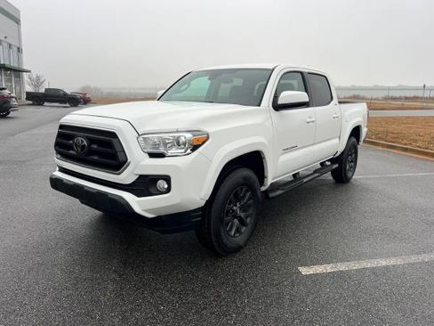 Used 2021 Toyota Tacoma SR5 image 1