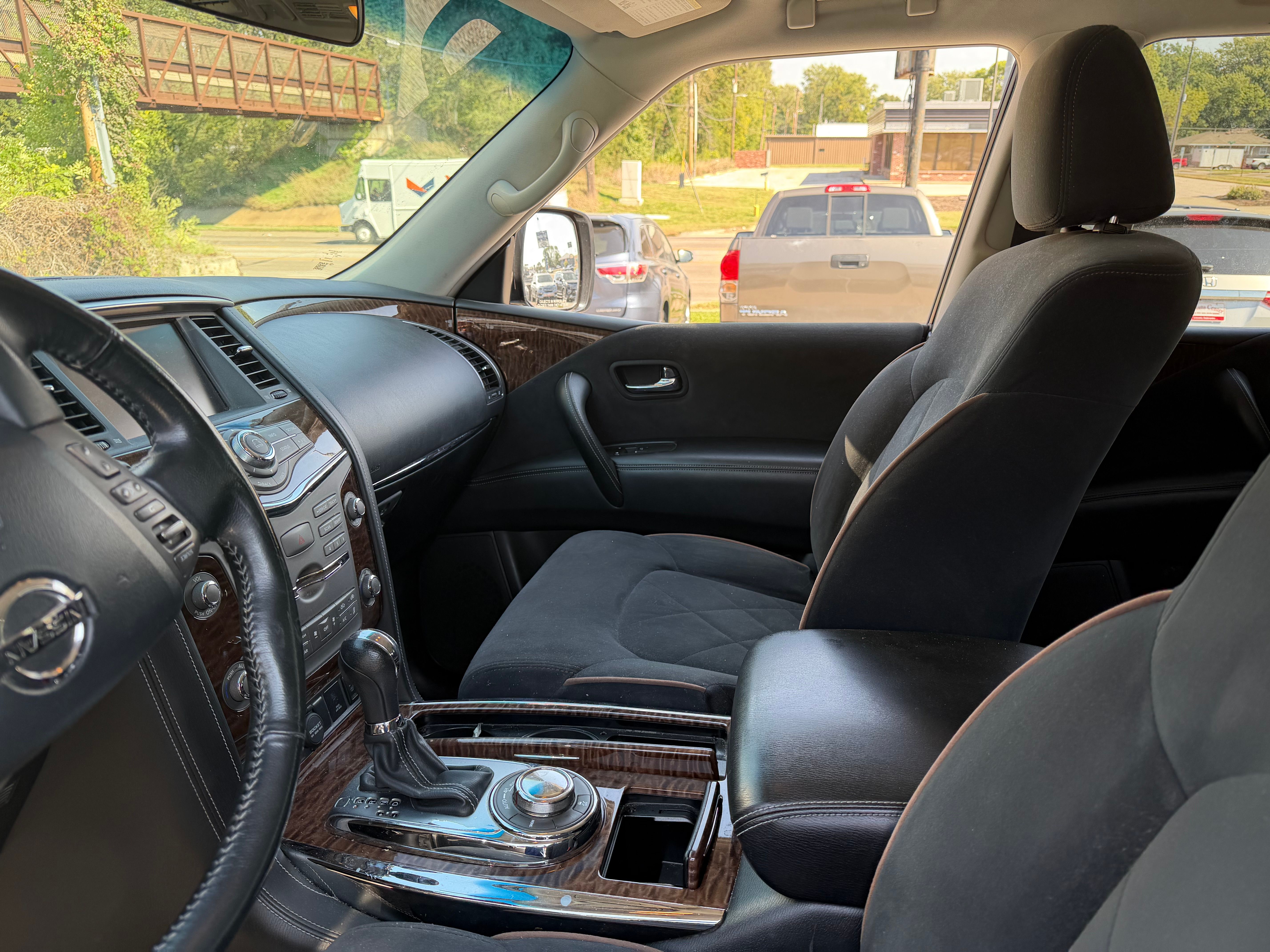 Used 2017 Nissan Armada AWD/4WD image 16