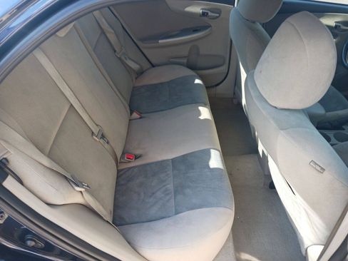 Used 2012 Toyota Corolla LE image 7