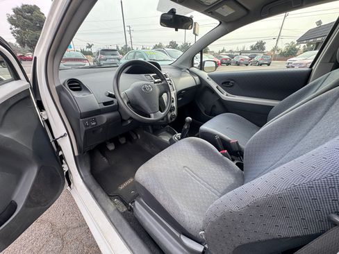 Used 2009 Toyota Yaris image 17