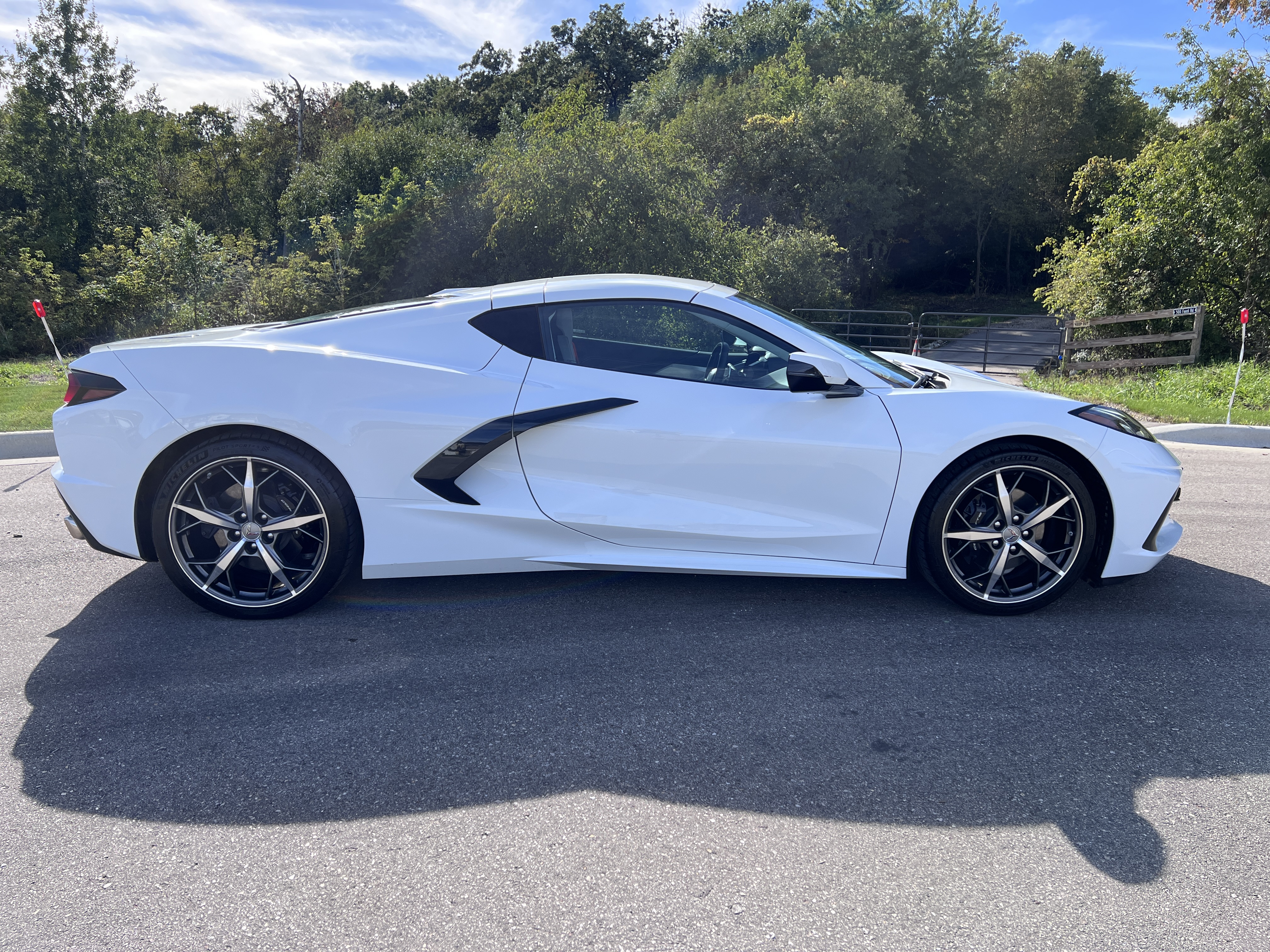 Used 2020 Chevrolet Corvette Stingray Premium Cpe w/ 3LT RWD image 11