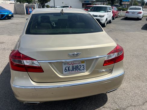 Used 2012 Hyundai Genesis 4.6 image 14