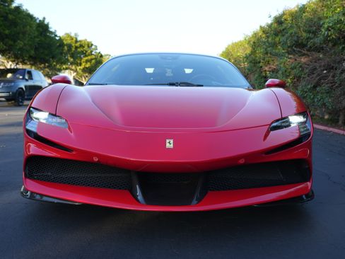 Used 2021 Ferrari SF90 Stradale image 4