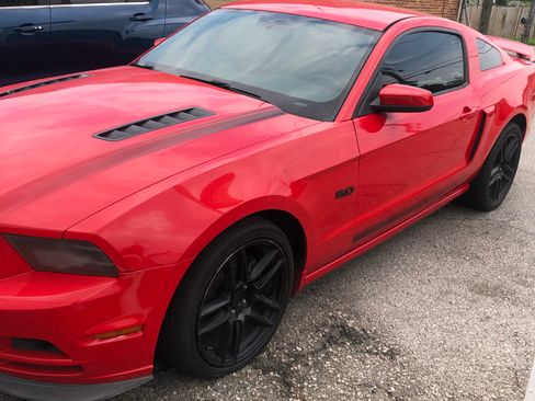 Used 2014 Ford Mustang GT Coupe RWD image 1