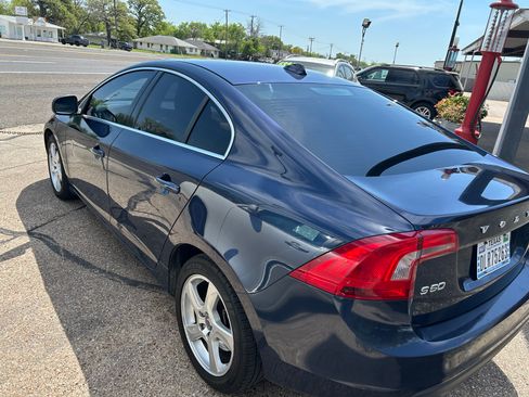 Used 2012 Volvo S60 T5 image 3