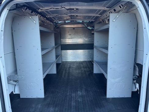 Used 2019 Chevrolet Express 2500 image 3