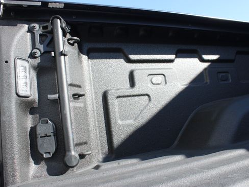 Used 2023 Chevrolet Silverado 3500 High Country image 16