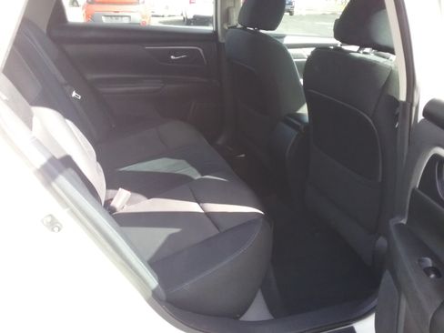 Used 2017 Nissan Altima 2.5 SR image 12