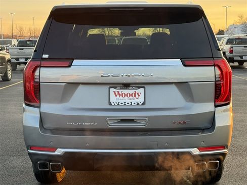 New 2026 GMC Yukon XL Denali w/ Sun & Power Step Package image 7