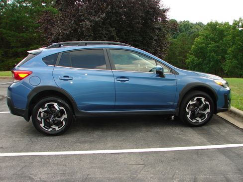 Used 2021 Subaru Crosstrek 2.5i Limited AWD/4WD image 11