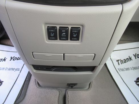 Used 2015 Nissan Quest 3.5 SL image 26