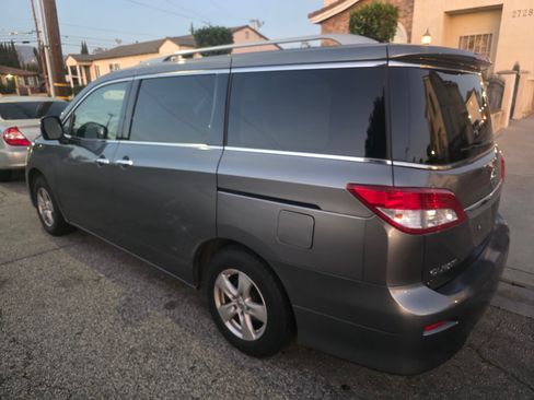 Used 2017 Nissan Quest SV image 5
