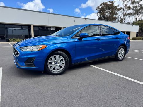 Used 2020 Ford Fusion S FWD image 15