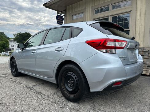 Used 2017 Subaru Impreza 2.0i Hatchback AWD/4WD image 3