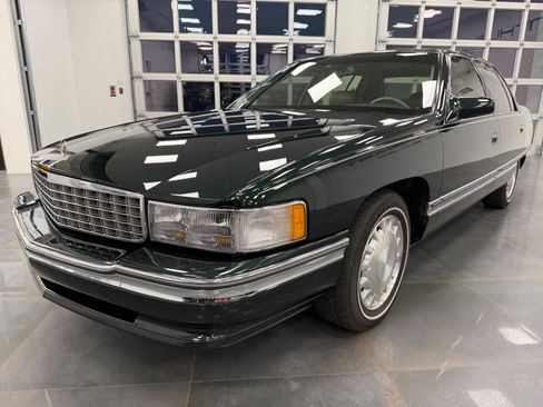 Used 1996 Cadillac De Ville image 11