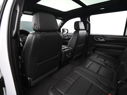 Used 2021 Chevrolet Suburban RST image 51