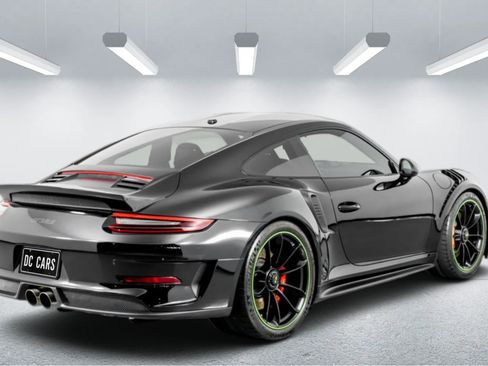 Used 2019 Porsche 911 GT3 RS image 5
