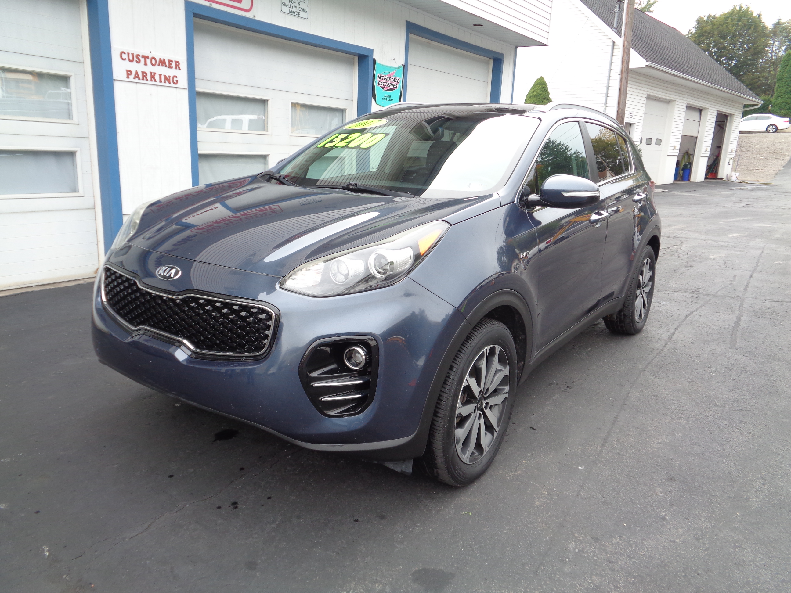 Used 2017 Kia Sportage AWD EX image 1