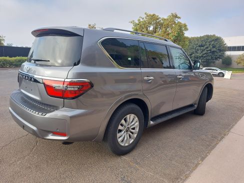 Used 2023 Nissan Armada SV image 4