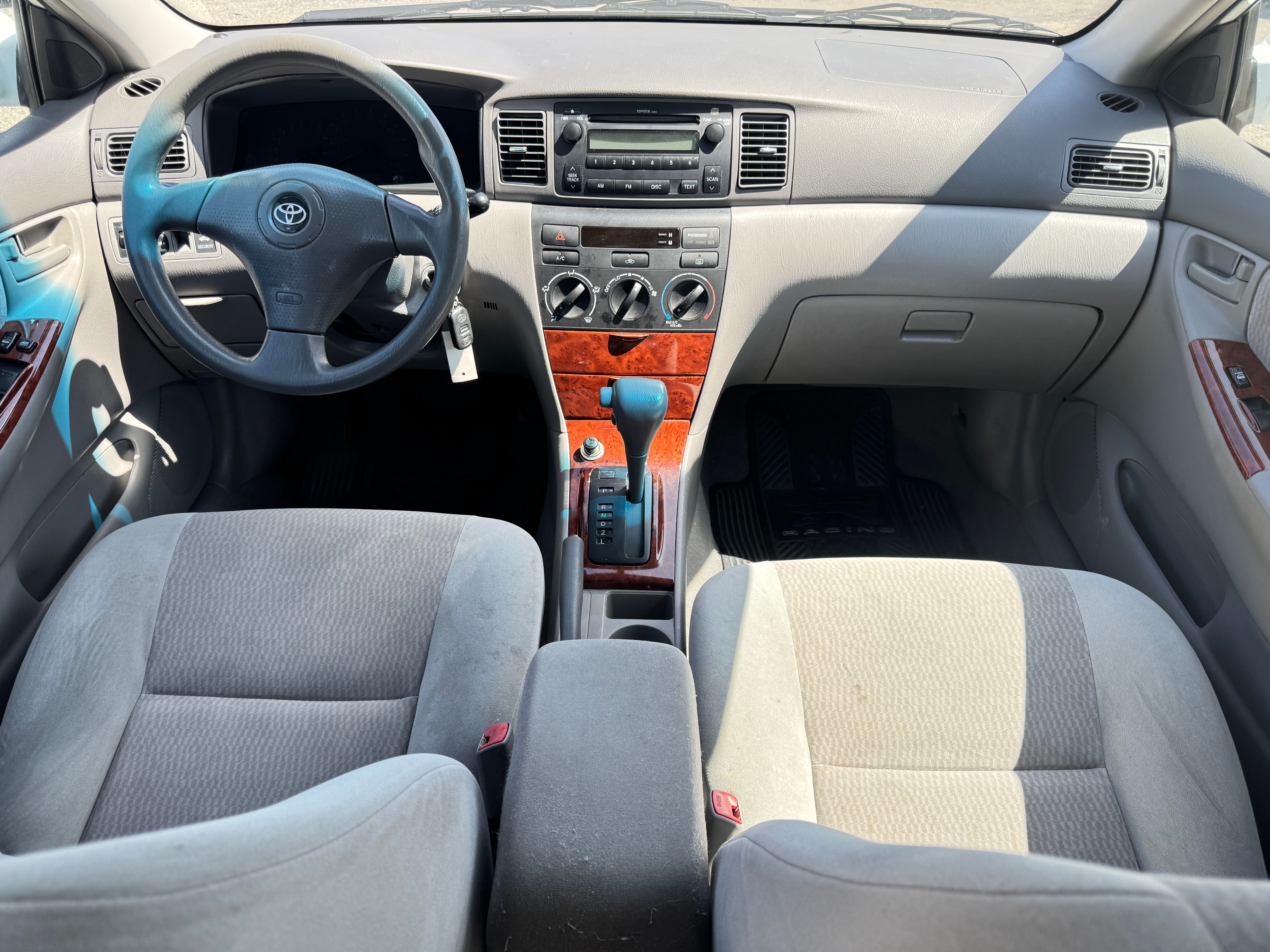 Used 2007 Toyota Corolla LE FWD image 19
