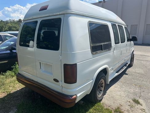 Used 1997 Ford E-150 and Econoline 150 image 3