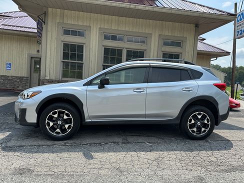 Used 2018 Subaru Crosstrek 2.0i image 2