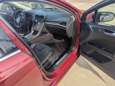 Used 2013 Ford Fusion Titanium image 7