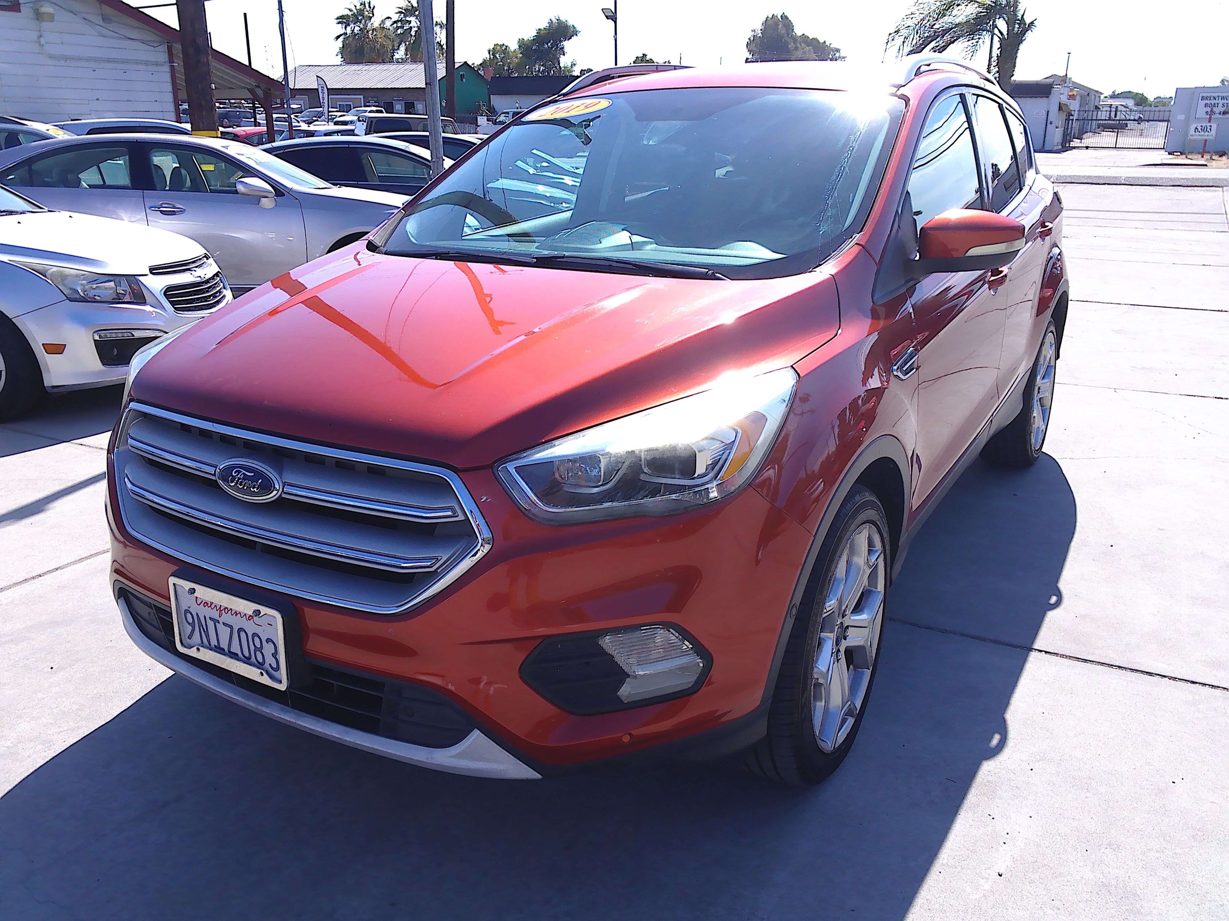 Used 2019 Ford Escape 4WD Titanium image 2