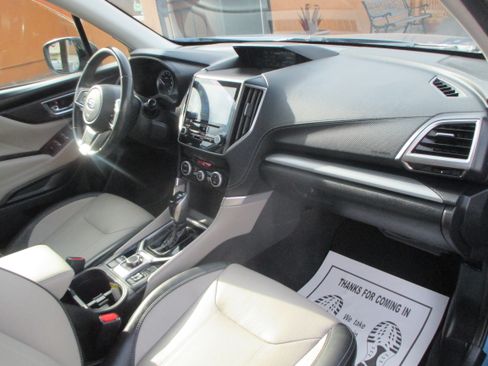 Used 2020 Subaru Forester Limited AWD/4WD image 3