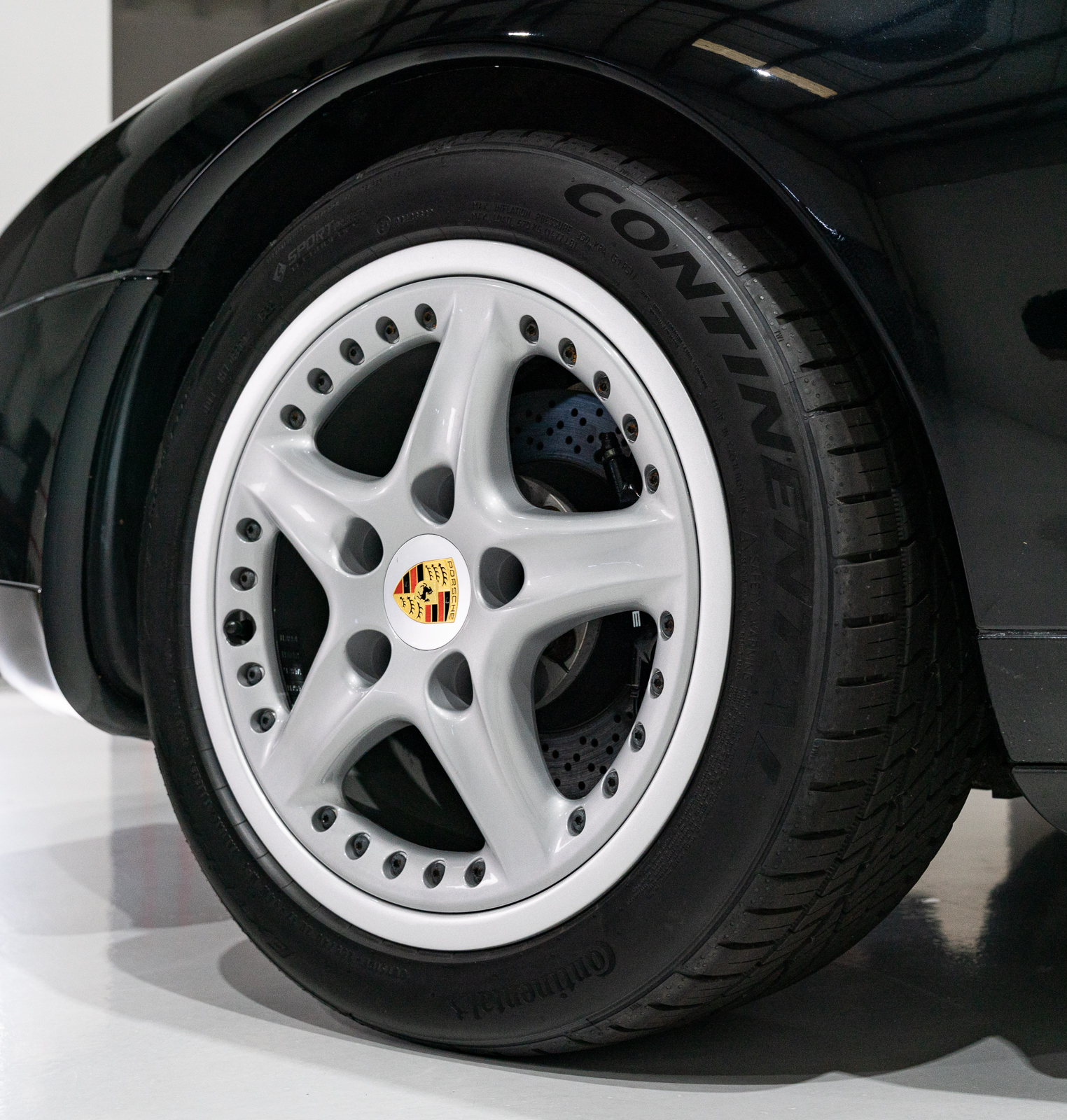 Used 1996 Porsche 911 Targa RWD image 17