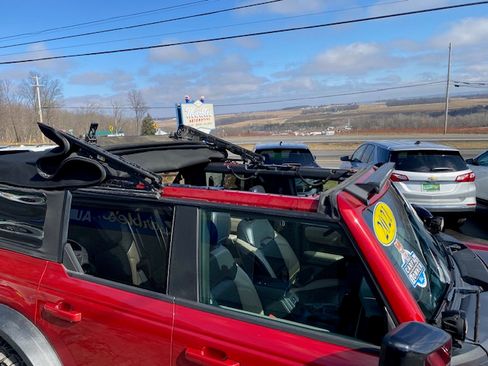 Used 2021 Ford Bronco Wildtrak image 27