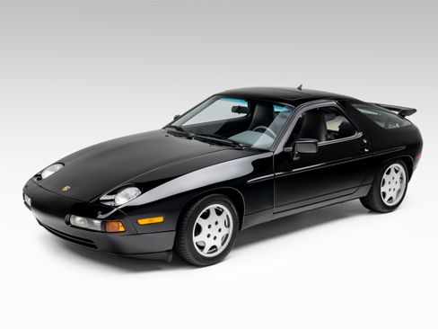 Used 1991 Porsche 928 GT image 1