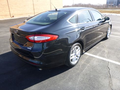 Used 2014 Ford Fusion SE image 6