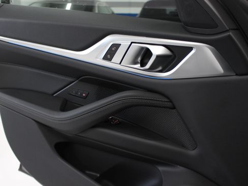 Used 2025 BMW i4 eDrive40 RWD image 27