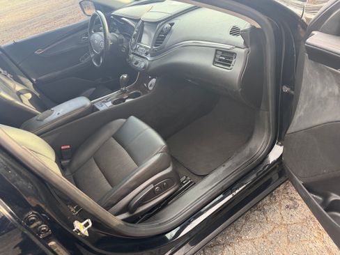 Used 2014 Chevrolet Impala LT image 42