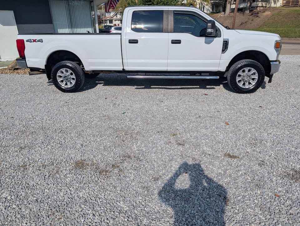Used 2020 Ford F350 4x4 Crew Cab Super Duty image 5