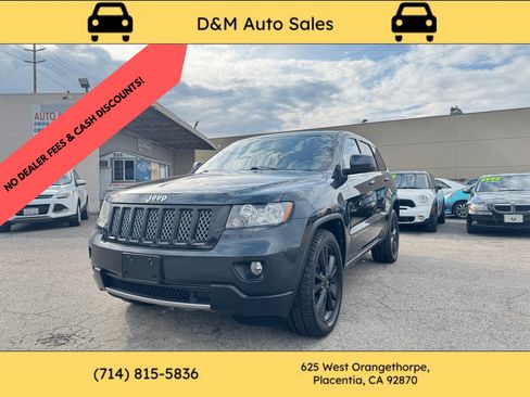 Used 2012 Jeep Grand Cherokee Altitude image 1