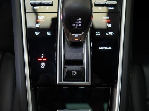 Used 2023 Porsche Panamera Turbo S image 62